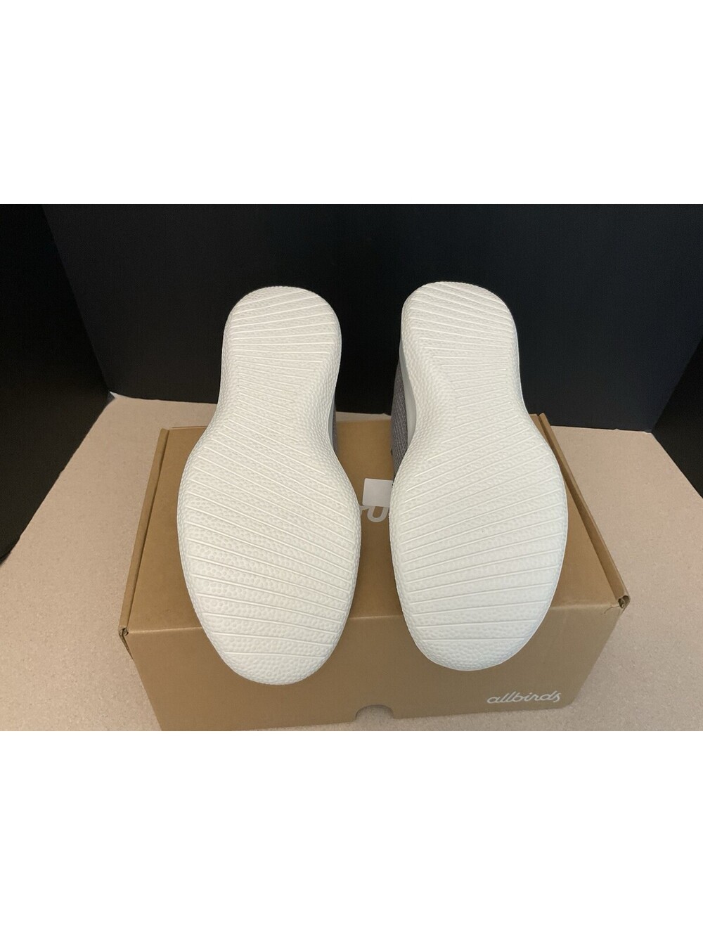 New! Womens Allbirds Tree Runner Mist(White) Athletic Shoes. Size 7. Nice! - Picture 9 of 9